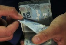 Caixa paga Auxílio Brasil a cadastrados com NIS final 7