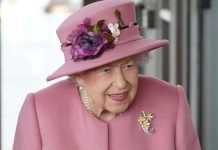 Rainha da Inglaterra testa positivo para Covid-19