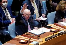 Assembleia Geral da ONU vota resolução que condena ofensiva militar da Rússia na Ucrânia