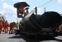 Ruas do Jardim Portal dos Lagos começam a receber o recapeamento asfáltico