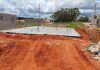 Deputado Carlão celebra o início da construção de 54 casas em Cosmorama