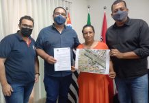 Edinalva Azevedo pede recursos ao deputado federal Marcos Pereira para instalação de academia a céu aberto
