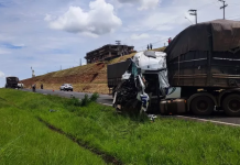 Motorista morre em acidente entre caminhões na Euclides da Cunha em Votuporanga