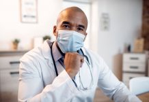 Profissionais de saúde estaduais terão reajuste salarial de 20%