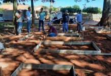 Jura e Marcello Stringari visitam construção de academia a céu aberto em Simonsen