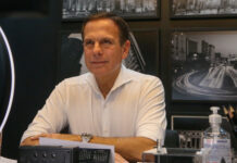 Doria renuncia ao governo de SP para disputar a Presidência