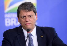 Tarcísio de Freitas fecha com Republicanos para disputar Governo de São Paulo