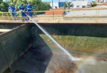 Saev Ambiental realiza limpeza de decantadores na ETA Central