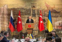 Rússia vai recuar tropas em Kiev e arredores, diz Moscou; Negociações são concluídas