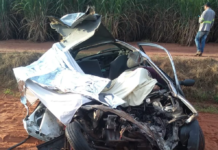 Quatro pessoas morrem em acidente entre carro e ônibus