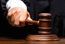 Justiça condena amante que acabou namoro após mulher pagar suas dívidas