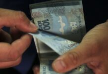 Caixa paga Auxílio Brasil a beneficiários com NIS final 5