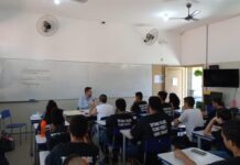 Procon realiza palestra sobre Educação para o Consumo em escola