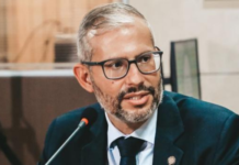 Bolsonaro nomeia Victor Godoy Veiga como novo ministro da Educação