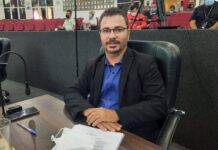 Carlim Despachante pede instalação de postes de iluminação em rua do Portal do Sol