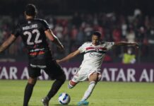 Com time de garotos, São Paulo supera Ayacucho na Sul-Americana