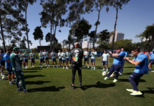 Deyverson “invade” treino e dá adeus ao elenco do Palmeiras
