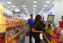 Pequenos negócios foram os maiores geradores de empregos em março