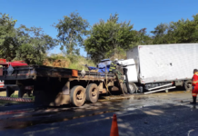 Dois homens ficam feridos em acidente envolvendo quatro veículos na BR-153 em José Bonifácio