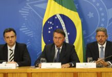 Combustível: presidente propõe ressarcir estados em troca de ICMS zero