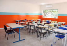 Cardoso proíbe uso de celulares em escolas municipais