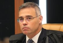 Mendonça dá 10 dias para Planalto explicar sigilo sobre pastores