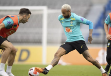 Neymar se machuca durante treino e pode desfalcar seleção nesta quinta