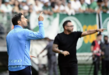 Abel se diz p… com árbitro após levar amarelo no empate do Palmeiras: “Eu me sinto perseguido”