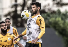 Camacho pede “virada de chave” para o Santos na Sul-Americana