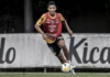 Entenda por que o Santos não tem pressa para ver Ângelo novamente titular