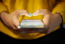 56% das transações bancárias no país são realizadas pelo celular, diz Febraban