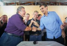 Ao lado do presidente da Alesp, Rodrigo Garcia sanciona projeto de lei para regularização fundiária de terras públicas desocupadas