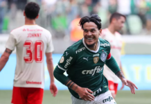 Gustavo Gómez acumula feitos e mira recorde de Júnior Baiano no Palmeiras
