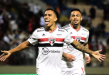 Renovação de Igor Vinicius com o São Paulo trava; lateral aguarda resposta