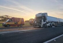 Acidente entre caminhões deixa homem com ferimentos graves em rodovia de Valentim Gentil