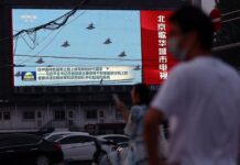 China lançará “operações militares” por visita de Pelosi a Taiwan