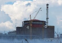 Rússia diz que Ucrânia disparou contra usina nuclear de Zaporizhzhia