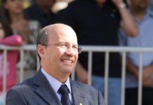 João Dado inaugura comitê de campanha