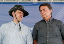 Republicanos oficializa candidatura de Tarcísio com presença de Bolsonaro