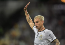 Róger Guedes desperta interesse do Sporting, mas Corinthians não quer vender artilheiro