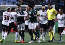 Palmeiras enviará ofício à CBF após confusão na checagem de pênalti contra o Flamengo