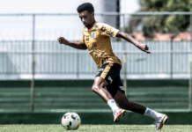 Santos treina em Cuiabá para duelo contra o Goiás; time terá reforços