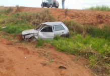 Capotamento deixa jovem ferida em Fernandópolis