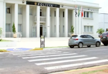 Homem é preso suspeito de tentar enforcar esposa com coleira de cachorro em Araçatuba