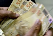 Orçamento de 2023 prevê salário mínimo de R$ 1.302