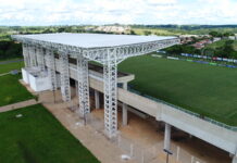 Iluminação: Arena Plínio Marin avança no sonho de sediar jogos noturnos