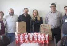 Fundo Social entrega 100 litros de leite para Santa Casa