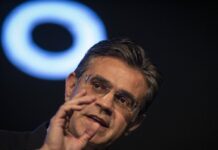 Rodrigo Garcia confirma fim do desconto de 12% na folha de 115 mil aposentados