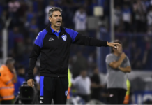 Santos analisa Mauricio Pellegrino como substituto de Lisca
