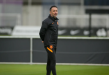 Corinthians aproveita semana livre para treinar finalizações e bolas paradas